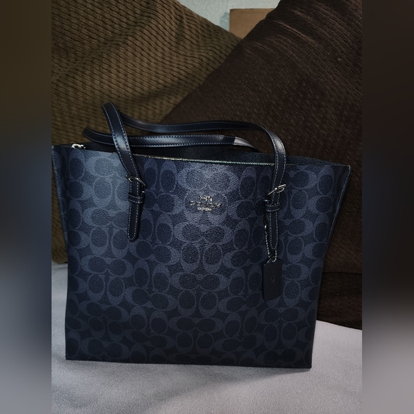 COACH Mollie Tote Bag In Signature Coated Canvas- NWOT - Picture 4 of 16